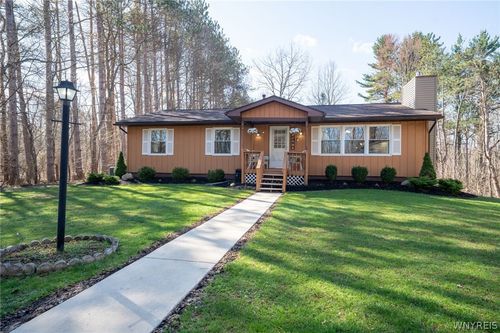 3220 Ransom Road Ext, Lancaster, NY, 14086-9628 | Card Image