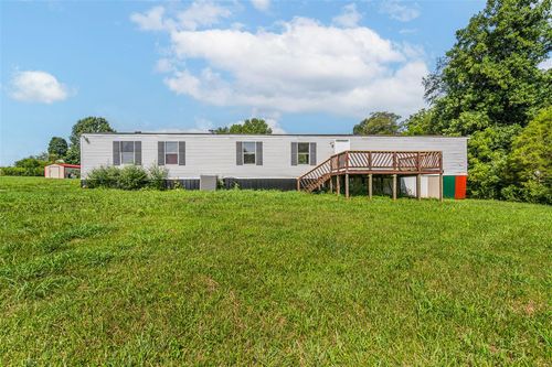 425 Eagle Way, Smiths Grove, KY, 42171-8702 | Card Image