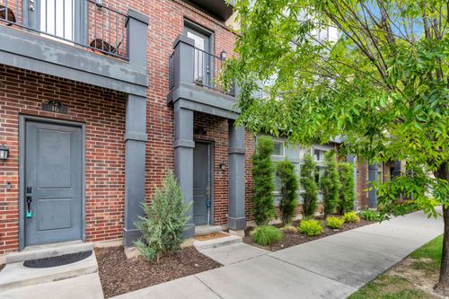 12 W Gilbride Ave, Murray, UT, 84107-5732 | Card Image
