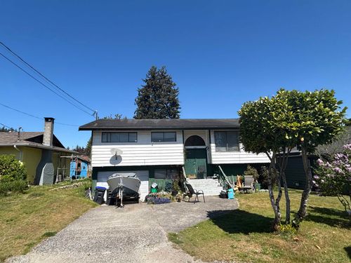 5762 Spindrift Street, Sechelt, BC, V0V0V0 | Card Image