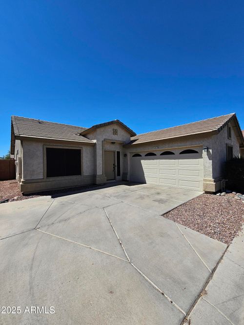 4108 E Chambers St, Phoenix, AZ, 85040-9061 | Card Image