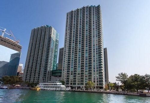 504-77 Harbour Sq, Toronto, ON, M5J2S2 | Card Image