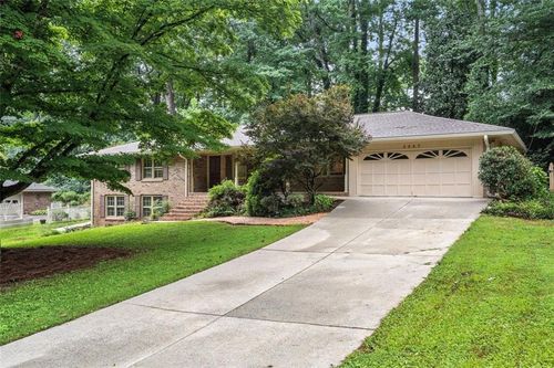 3557 Hershey Ln, Tucker, GA, 30084-2306 | Card Image