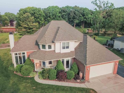 2102 Belle River Rd, East China, MI, 48054-4705 | Card Image