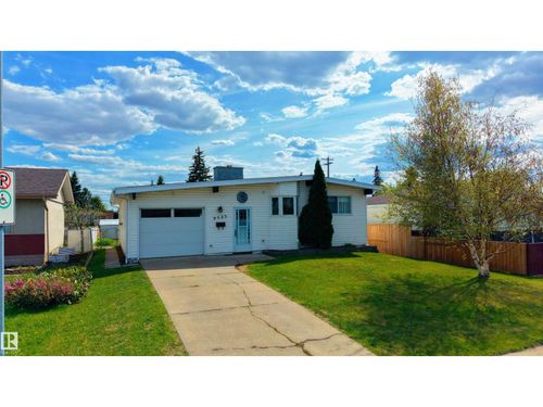 9523 134 Ave Nw, Edmonton, AB, T5E1H8 | Card Image