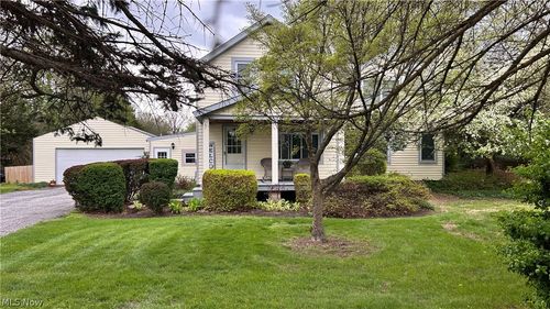 8772 Lake Shore Blvd, Mentor, OH, 44060-1548 | Card Image
