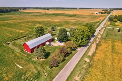 5400 Maple Rd, Frankenmuth, MI, 48734-9716 | Card Image