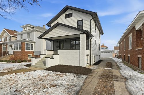 2009 Wespark Ave, Whiting, IN, 46394-1845 | Card Image