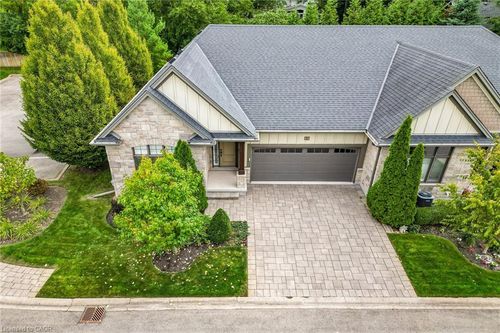 1 Cedar Dr, St Davids, ON, L0S1J1 | Card Image