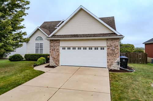 20 Fedor Cir, Bloomington, IL, 61705-5129 | Card Image