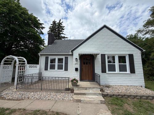 241 S Collins St, Sioux City, IA, 51103 | Card Image