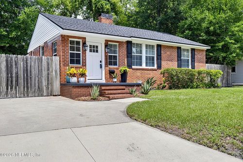 1037 S Fairwood Ln, Jacksonville, FL, 32205-6027 | Card Image