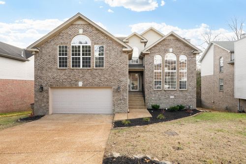 5473 Oak Chase Dr, Antioch, TN, 37013-4250 | Card Image