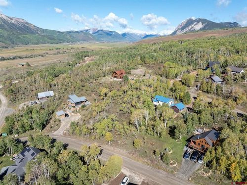 43 Anderson Dr, Crested Butte, CO, 81224-9717 | Card Image