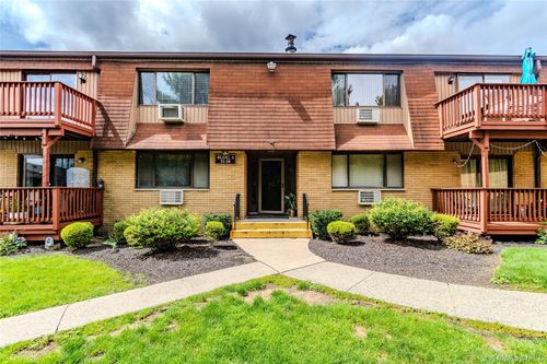 36 Richard Ct, Pomona, NY, 10970-2308 | Card Image