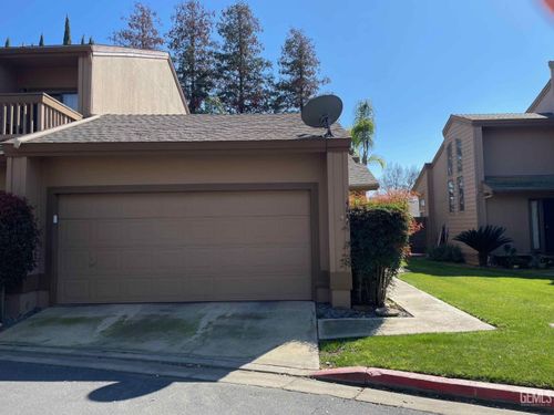 4747 W Iris Ave, Visalia, CA, 93277-0702 | Card Image
