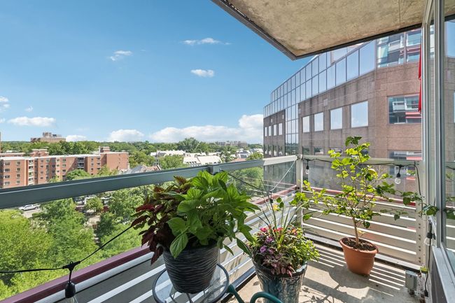 APT-1017 - 800 Elgin Rd, Condo with 2 bedrooms, 2 bathrooms and 1 parking in Evanston IL | Image 4