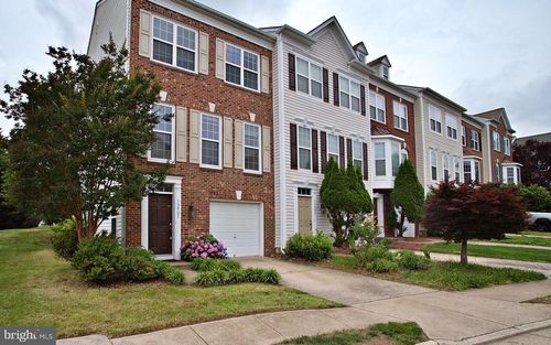 13501 Stargazer Ter, CENTREVILLE, VA, 20120-5003 | Card Image