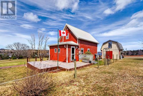 6395 Rte 20, New London, PE, C0B1M0 | Card Image