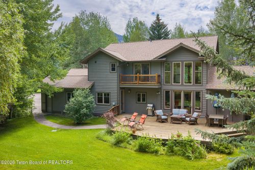 4175 Sandy Creek Ln, Jackson, WY, 83001-8980 | Card Image