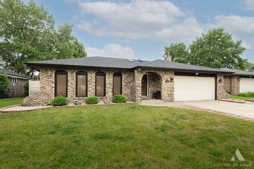 7737 Cashew Dr, Orland Park, IL, 60462-5041 | Card Image
