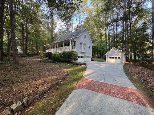 269 Shelby Ln, Hiram, GA, 30141-5624 | Card Image