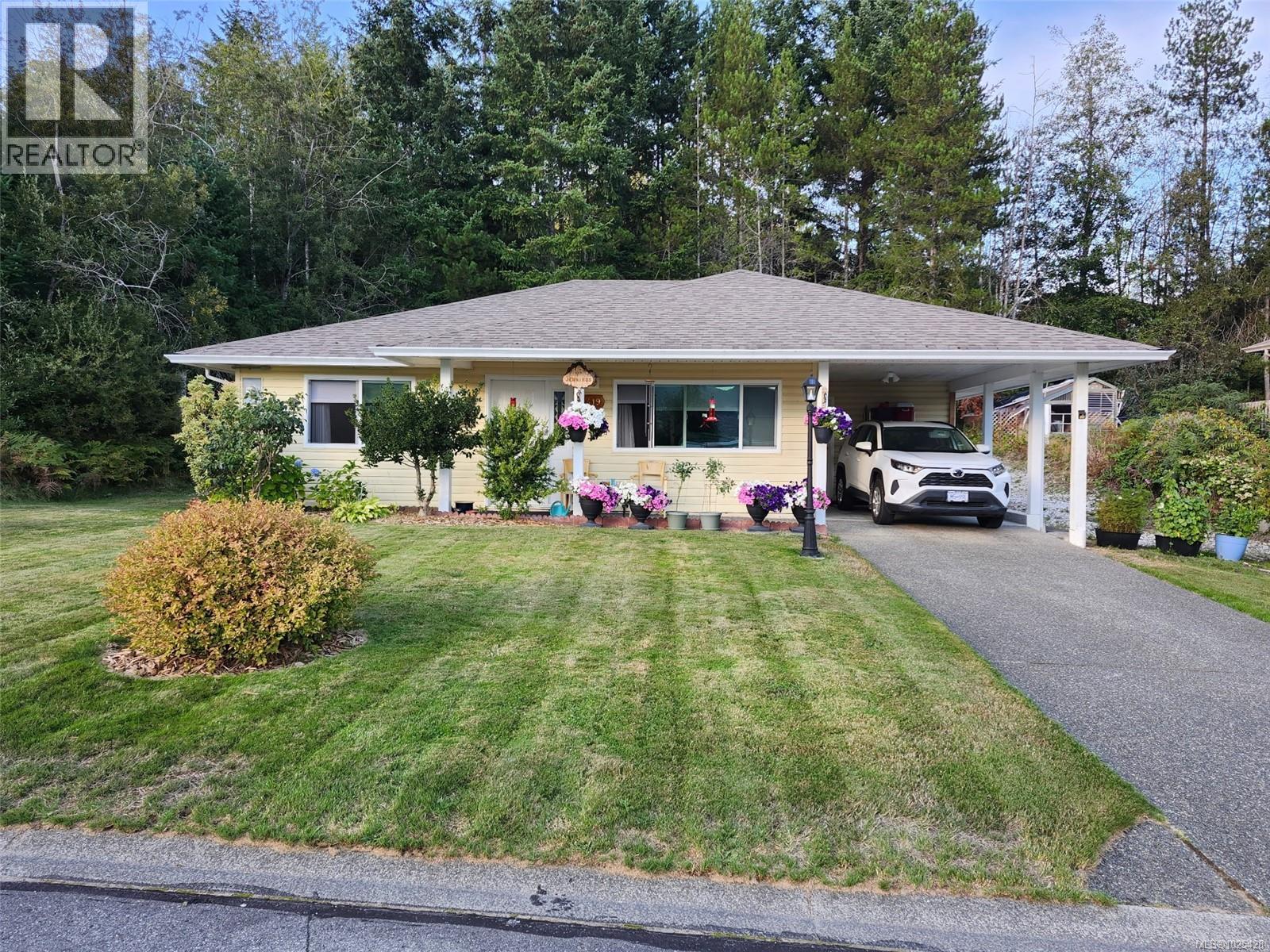 Residential in Gold River