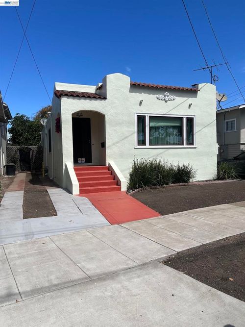 2115 Havenscourt Blvd, Oakland, CA, 94621-3641 | Card Image