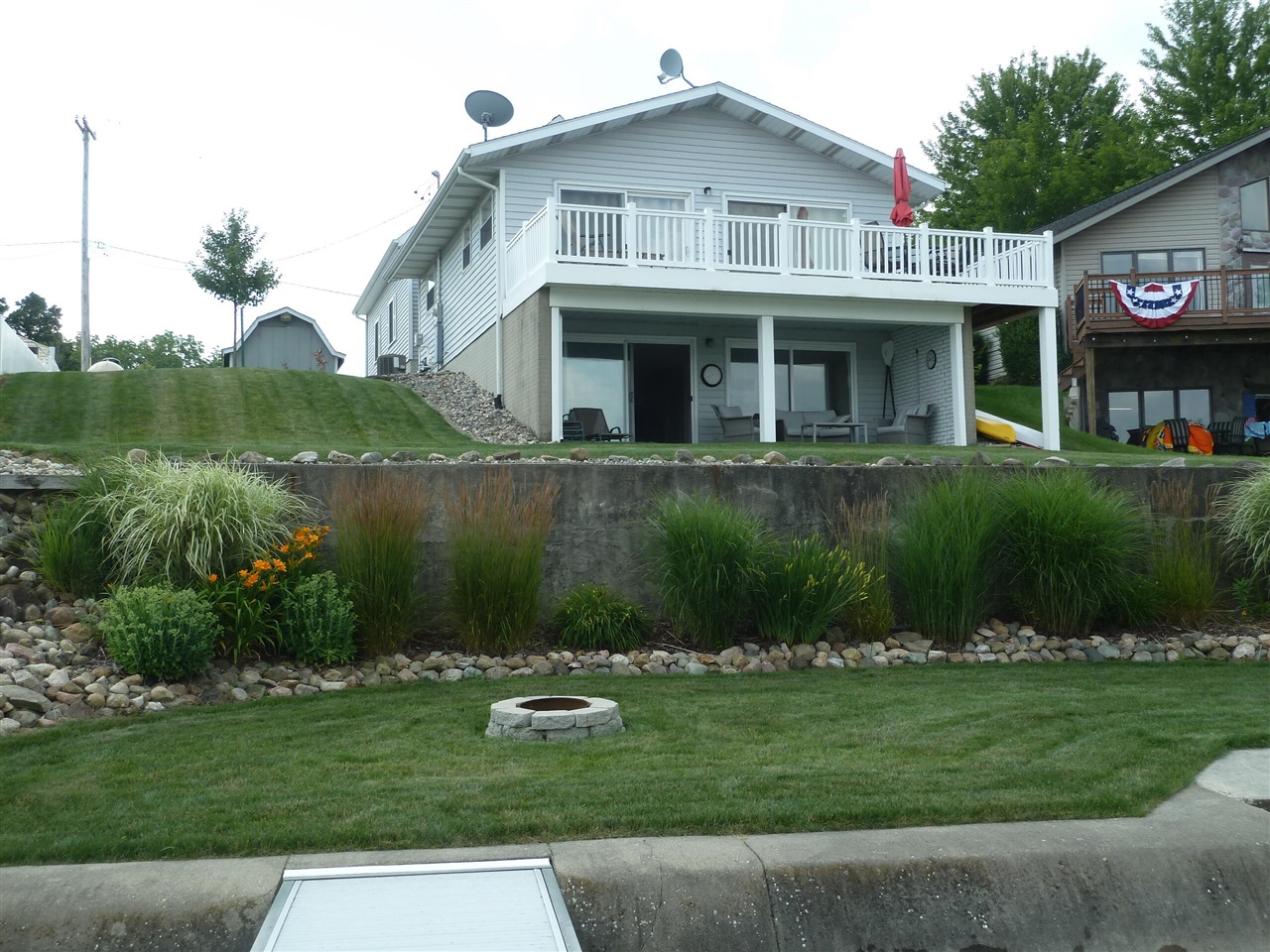 Diane Dr, Camden, MI 49232