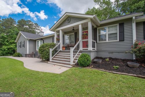 105 Greenfield Cir, Fayetteville, GA, 30215-2618 | Card Image
