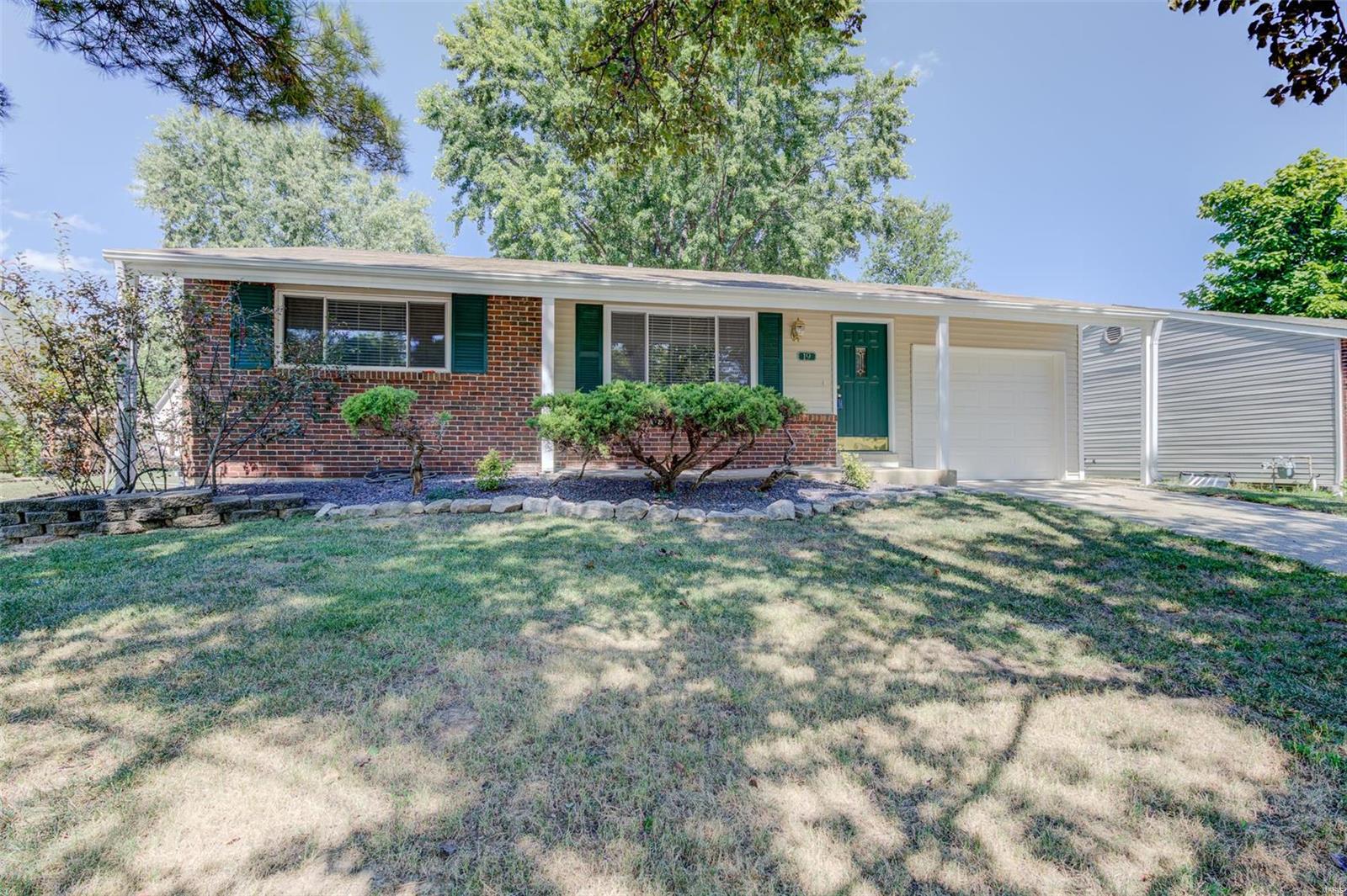 Hill Pl, Wentzville, MO 63385