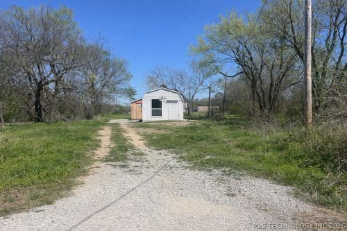 104 Se Freeman St, Canadian, OK, 74425 | Card Image