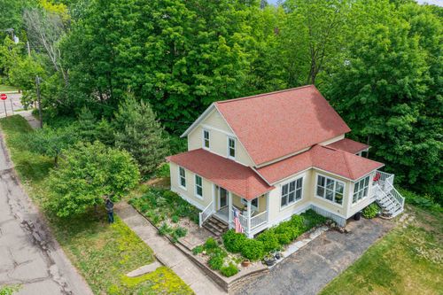 12 S 4th St, Bayfield, WI, 54814-5072 | Card Image