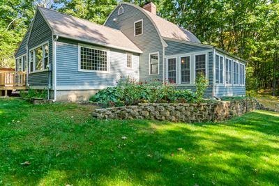 Gardens along House | Image 1