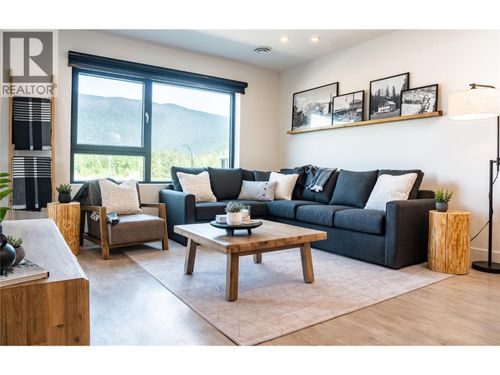 2206-1701 Coursier Ave, Revelstoke, BC, V0E2S0 | Card Image