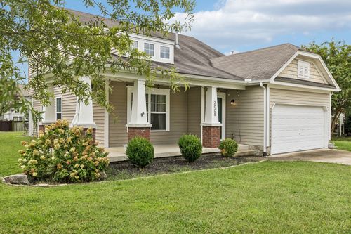 2005 Blossom Valley Ct, Mount Juliet, TN, 37122-8428 | Card Image