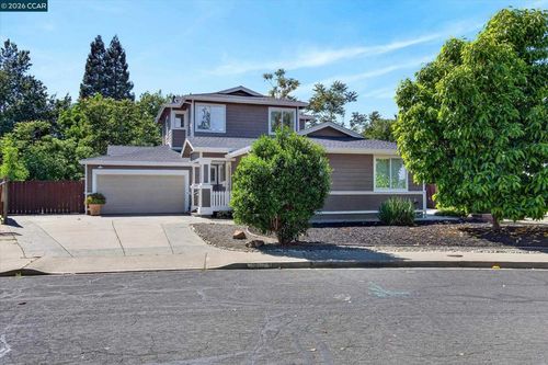 1831 Gilly Ln, Concord, CA, 94518-3215 | Card Image
