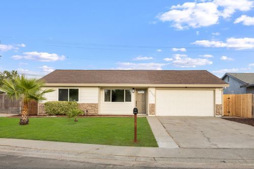 8305 Fieldpoppy Cir, Sacramento, CA, 95828-4908 | Card Image