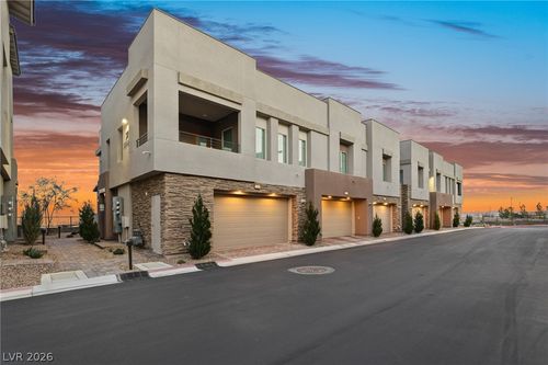 1118-600 N Carriage Hill Dr, Las Vegas, NV, 89138-4663 | Card Image