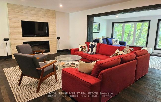 1015 Bayview Point Rd, House other with 5 bedrooms, 2 bathrooms and 7 parking in Dwight ON | Image 8