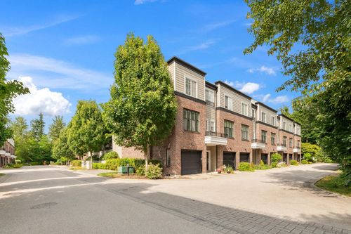 94-15588 32 Avenue, Surrey, BC, V3Z0G3 | Card Image