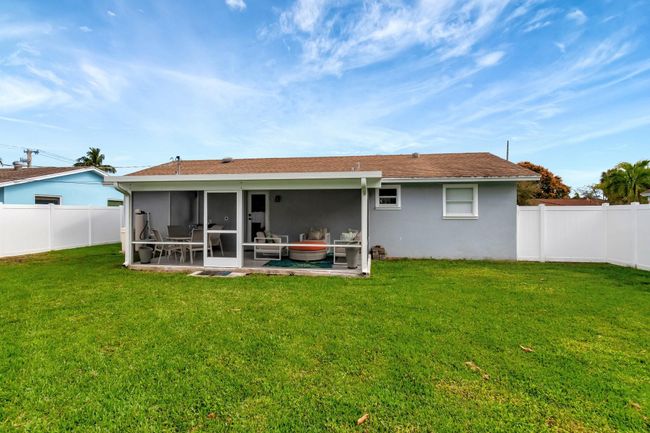 710 Se 3 Rd Ave, House other with 3 bedrooms, 2 bathrooms and null parking in Delray Beach FL | Image 26