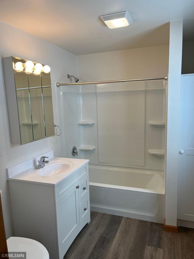 New Bathroom w/Tub | Image 8