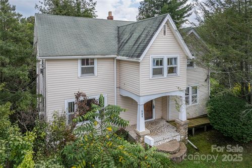 589 Pisgah Dr, Canton, NC, 28716-4336 | Card Image