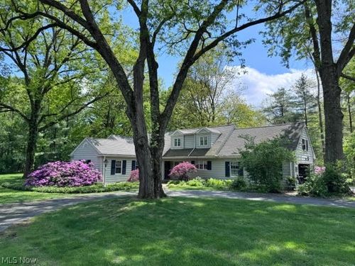 1176 Meadow Spur Drive, Akron, OH, 44333 | Card Image