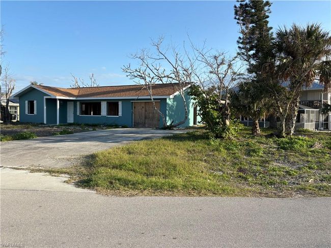 View of ranch-style house | Image 4