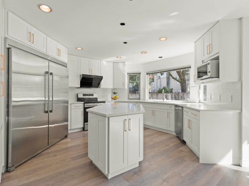 4580 Cameron Crt, Richmond, BC, V6V2T5 | Card Image