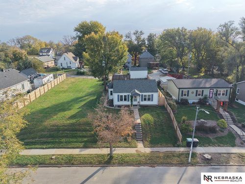4731 N 40th Avenue, Omaha, NE, 68111 | Card Image