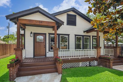 1204 Studewood St, Houston, TX, 77008-7144 | Card Image