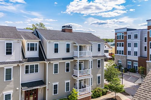 5-3b-8 Sherwood St, Storrs Mansfield, CT, 06268-1731 | Card Image